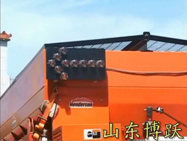 撒布機